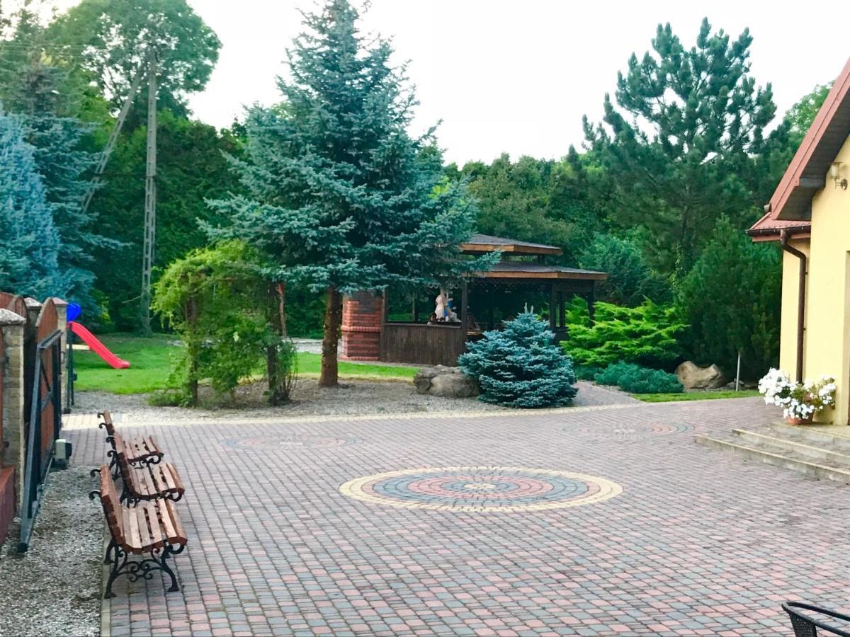 Zajazd Gosciniec Nowosiolki-Kolonia Exterior foto